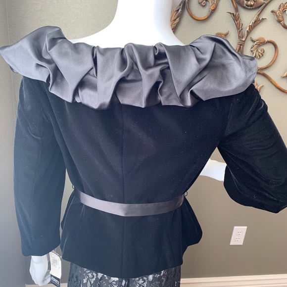 NWTAdrianna Papell  Velvet Evening Essential top. - Picture 2 of 8